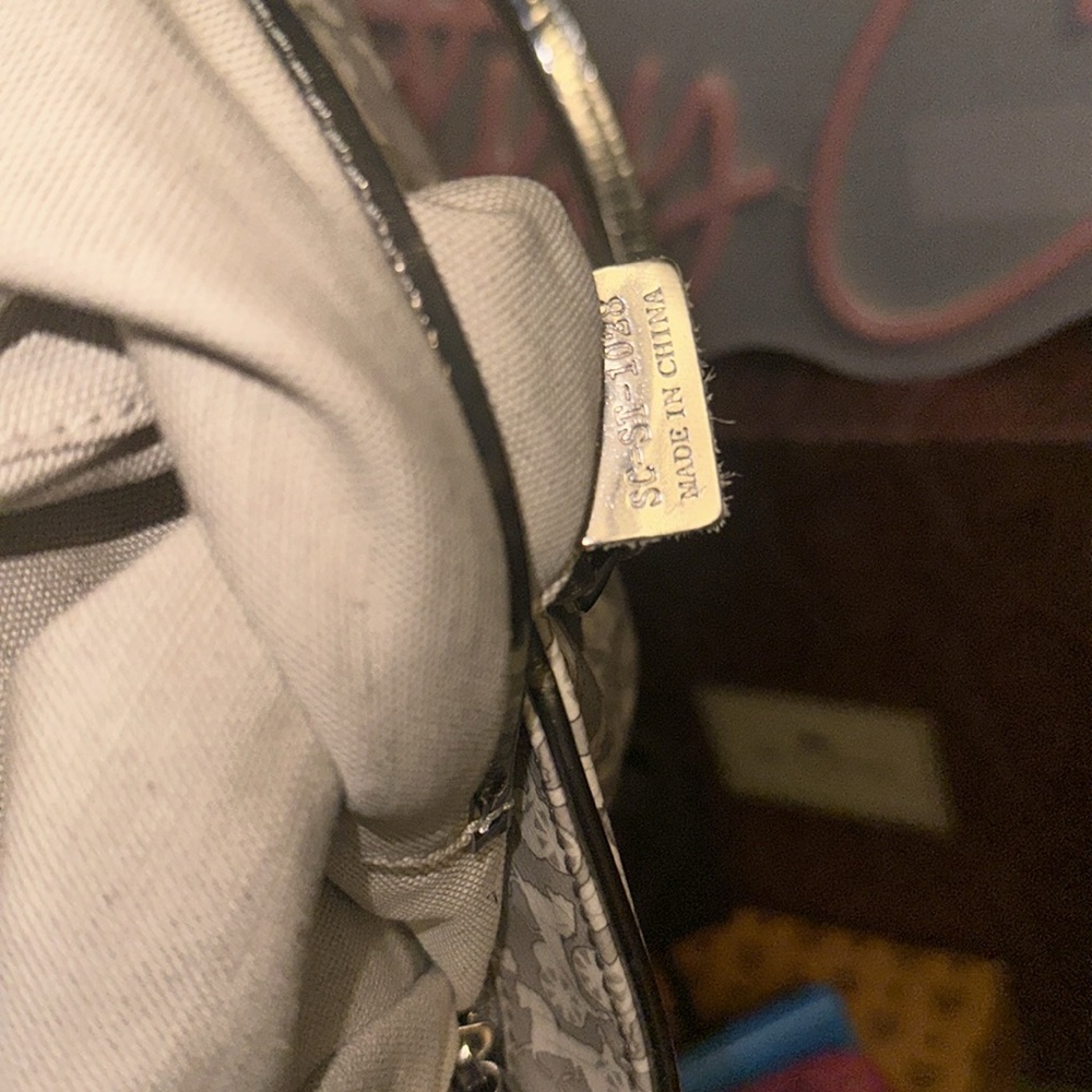 Celine Horse Carriage PVC Handbag - Picture 13 of 14